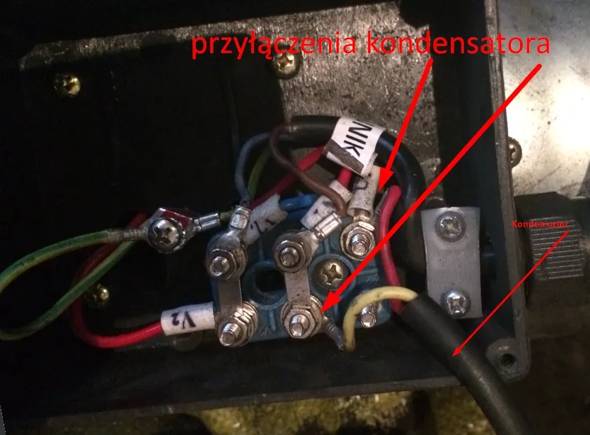 Gdzie jest kondensator w piecu na ekogroszek? Oto kluczowe informacje